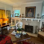 Spacious Central Gardens Home